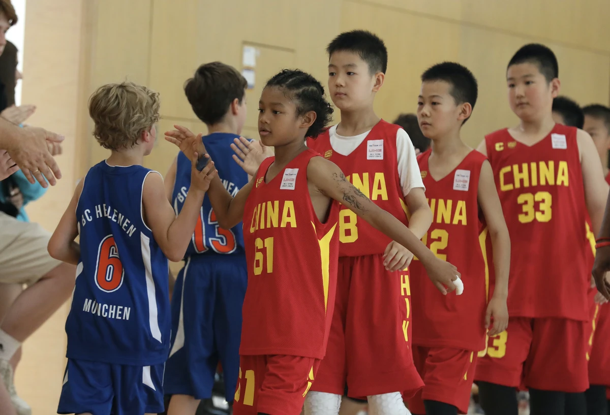 u10精英篮球基本功训练